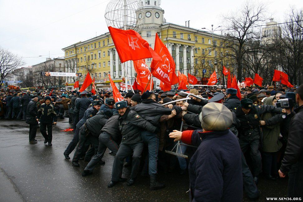 Прорыв милицейского кардона в Воронеже - 04.04.2009